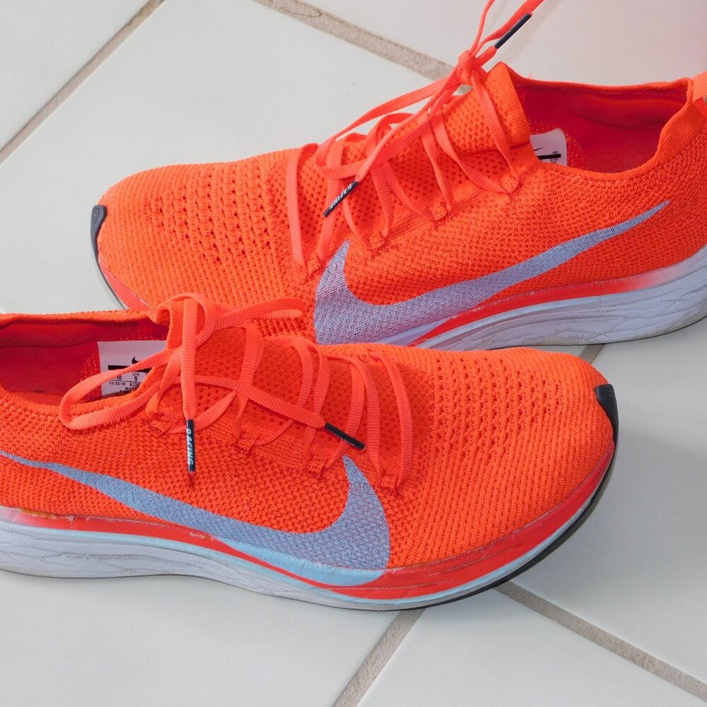 Nike Zoom Vaporfly 4% flyknit men's running sneakers size 10 bright crimson